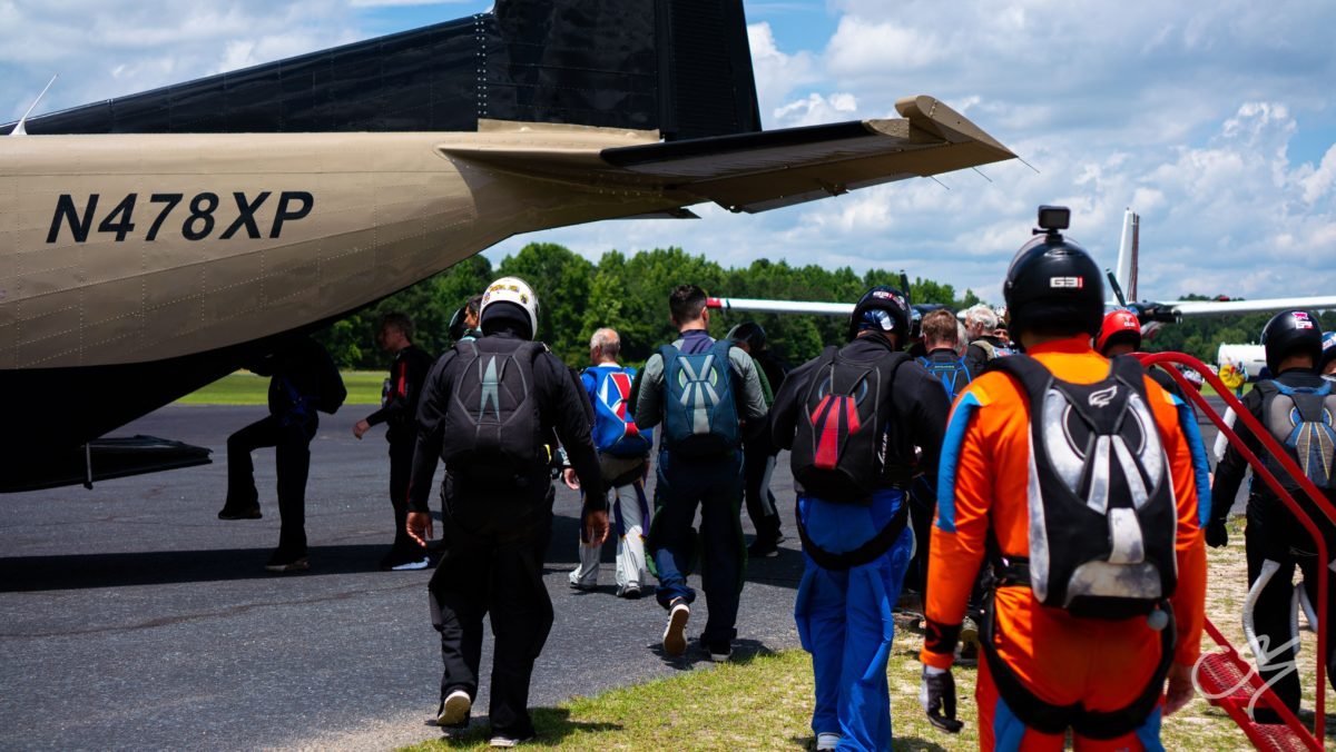 skydiving age